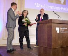 Überreichung des Max Herrmann Preises an Elvira Tasbach Stabi Berlin X Antoinet