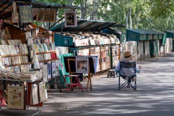 2025 Bouquinistes low res