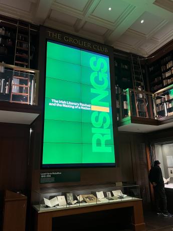 G Rolier Club interior Irish Rising