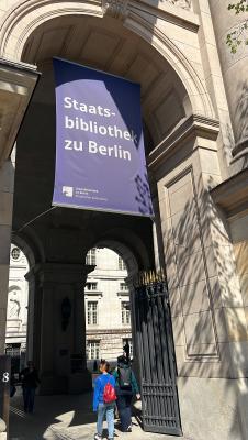 Eingang Staatsbibliothek